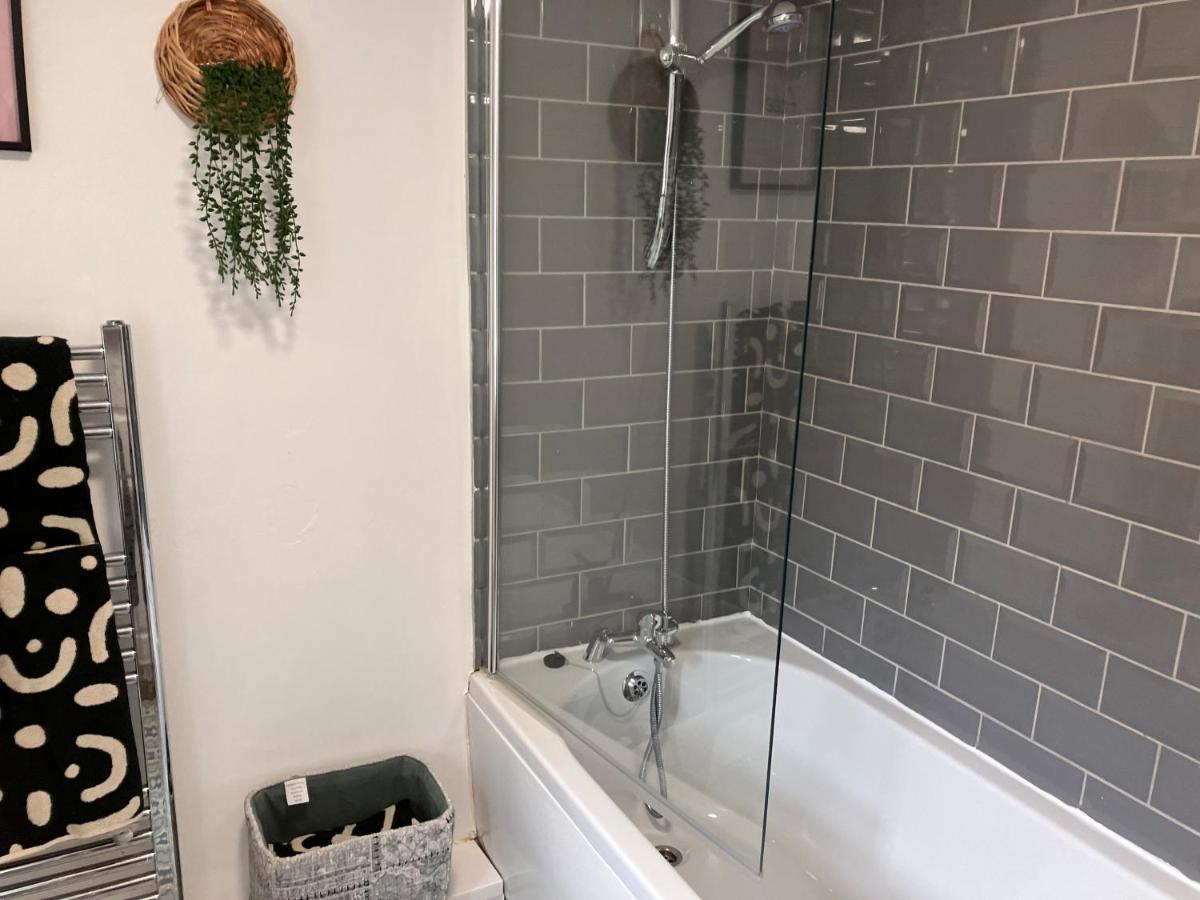 Holiday home Romford - Close To Centre, Hospital Crownworks Nissan And Stadium Of Light